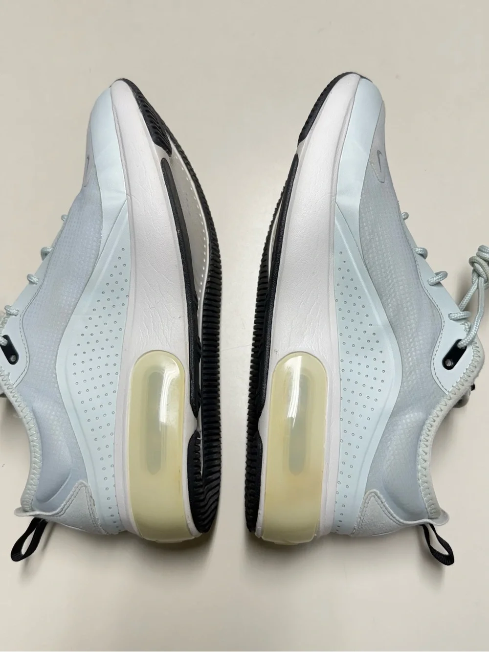 Nike Air Max Dia Summit Women's Shoes Sneakers Athletic White Metallic Luster